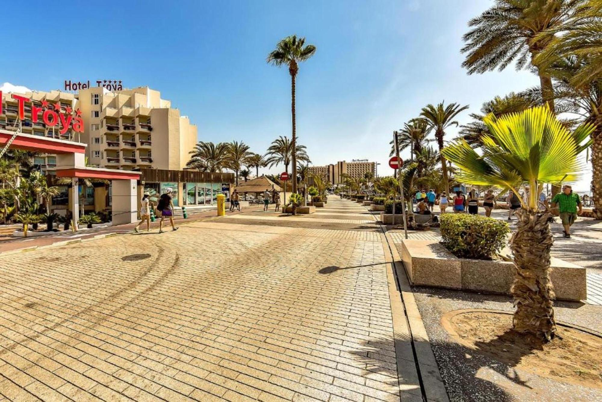 Two Bedroom Apartment In Playa De Las Americas, Free Wifi Luaran gambar